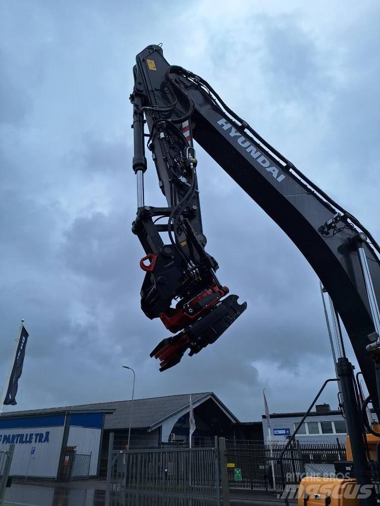 Hyundai HX 300 AL Beltegraver