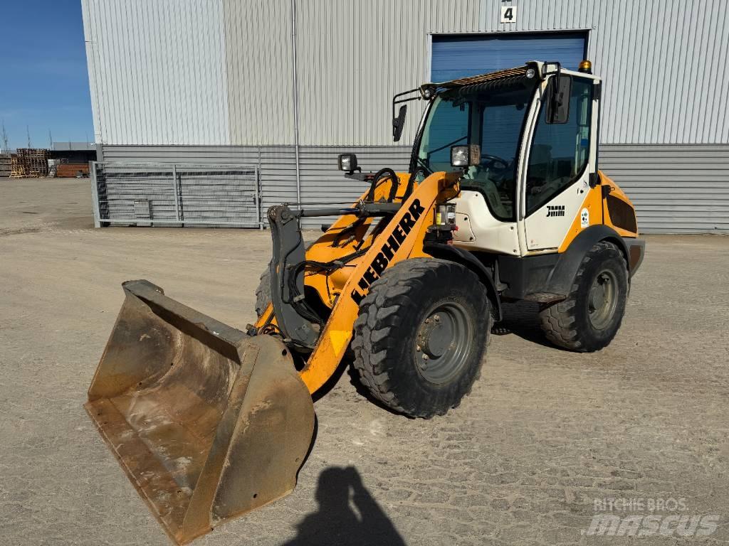 Liebherr L 506 Hjullastere