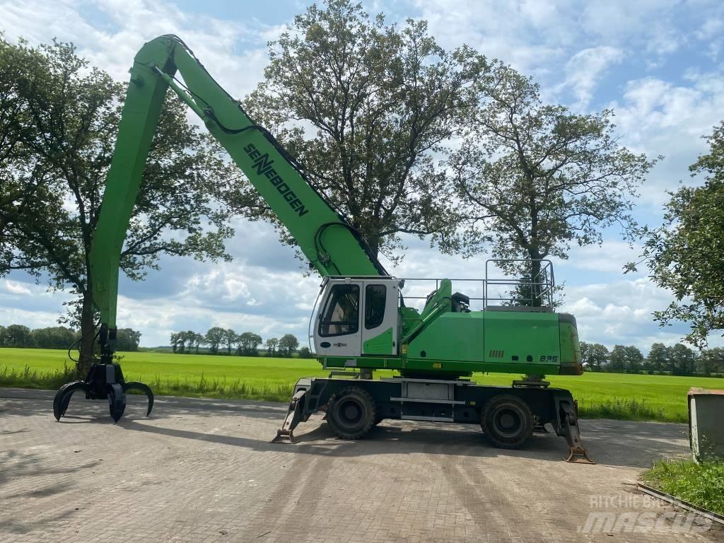 Sennebogen 835 Gravemaskiner for avfallshåndtering