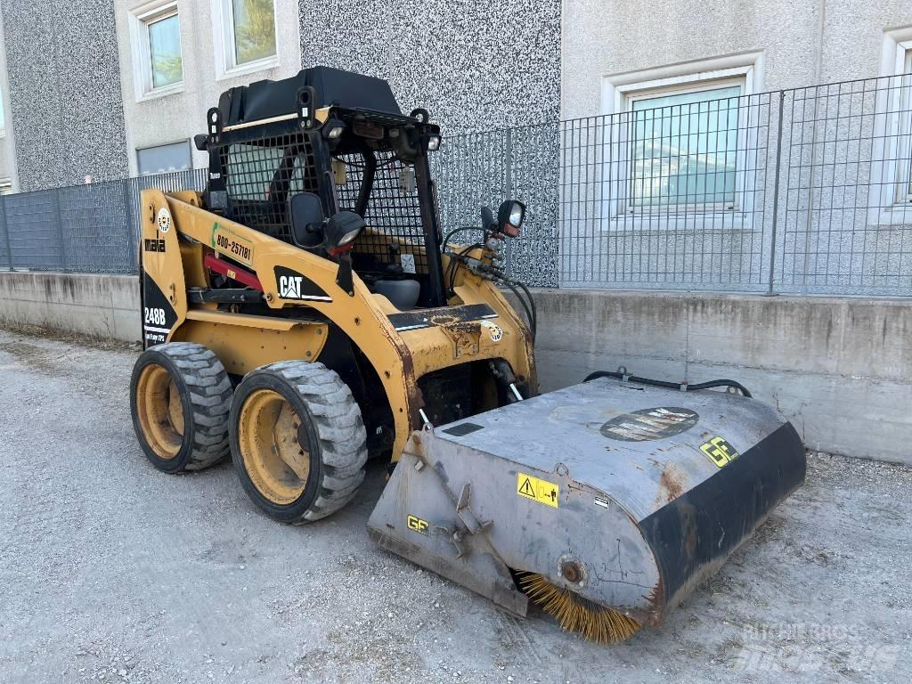 CAT 248 B HF-XPS Kompaktlastere