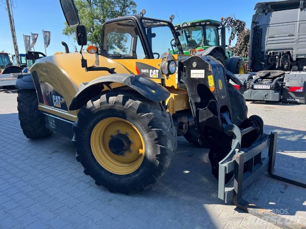 CAT TH 407 C Teleskoplastere