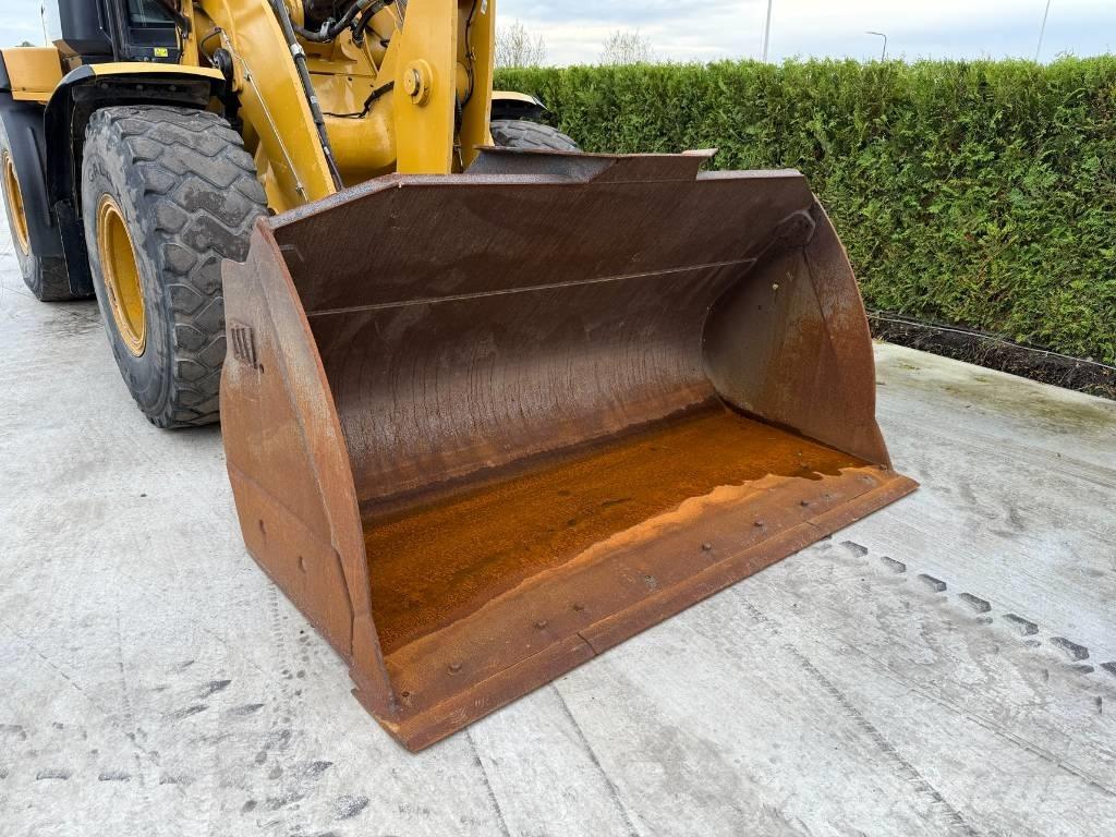 CAT 930 M Hjullastere