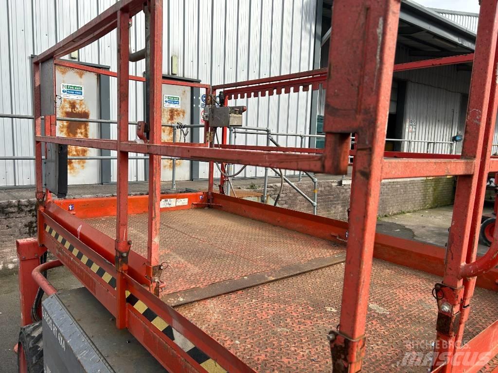 SkyJack SJ 6826 RT Sakselifter