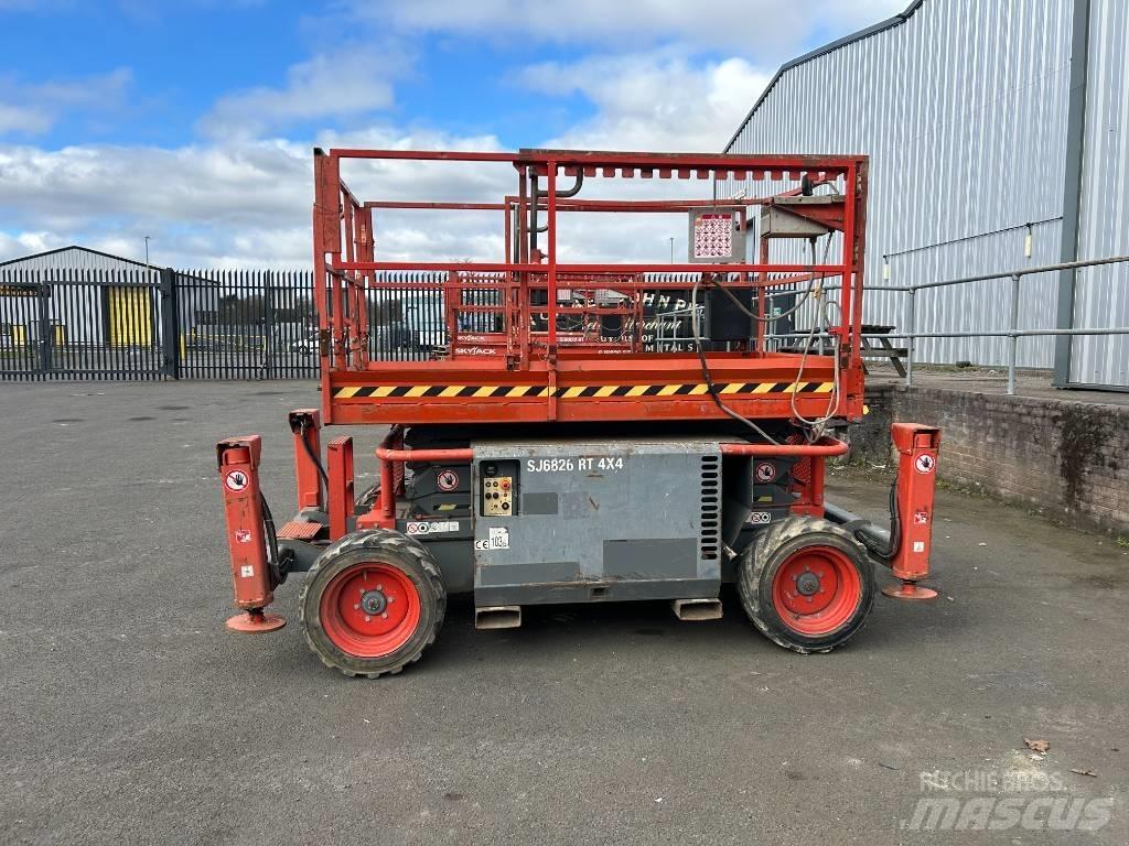 SkyJack SJ 6826 RT Sakselifter