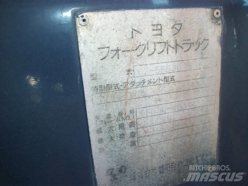 Toyota 5 FD 30 Diesel Trucker