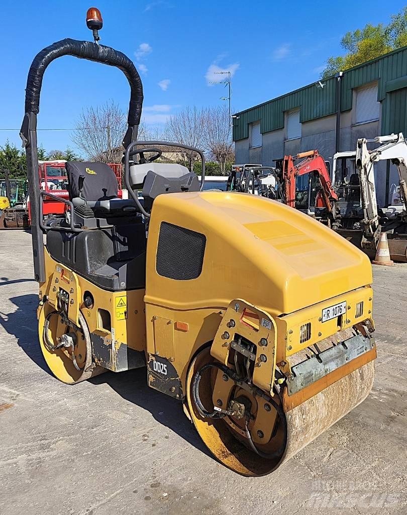 Volvo DD 25 Tandem Valser