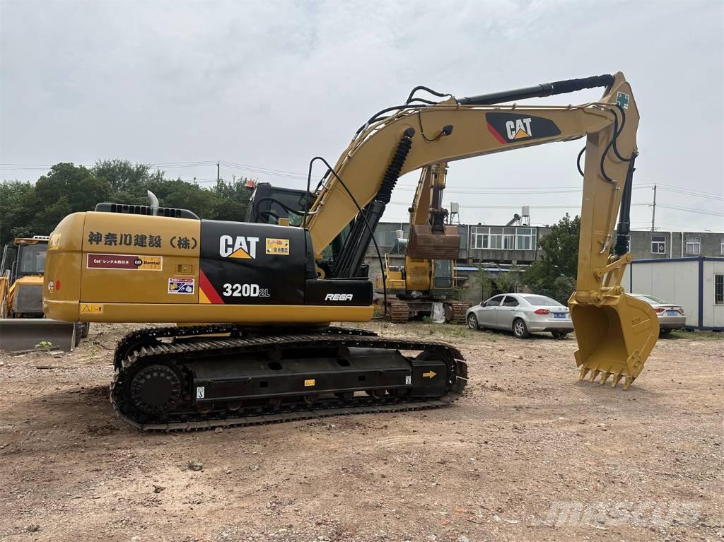 CAT 320D2L Beltegraver