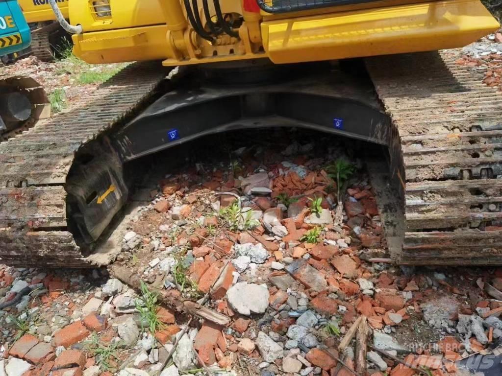 Komatsu PC 130 LC-7 Beltegraver
