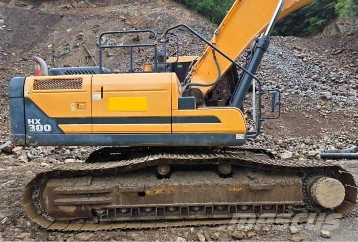 Hyundai HX 300 Beltegraver