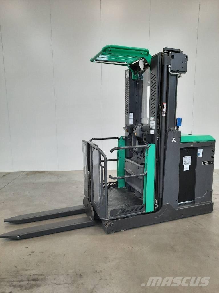 Mitsubishi OPBM10P Høytløftende plukketruck