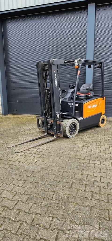 Doosan B 25 X-7 Elektriske trucker