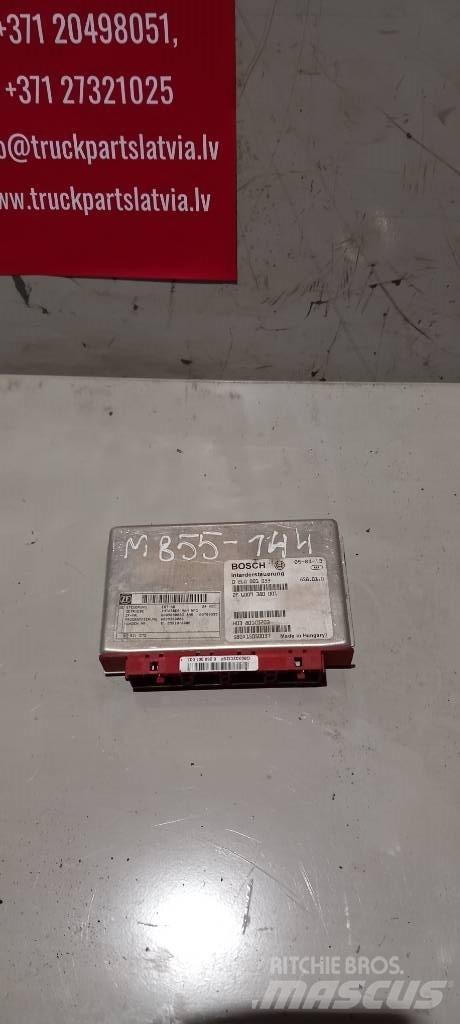 MAN TGA.  81258106000 Lys - Elektronikk