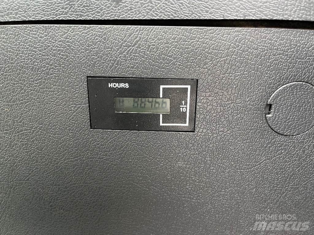 Hyundai HX140L Beltegraver