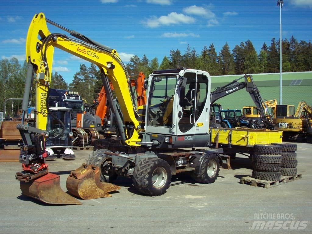 Neuson 6503-2 30Km/h Hjulgravere