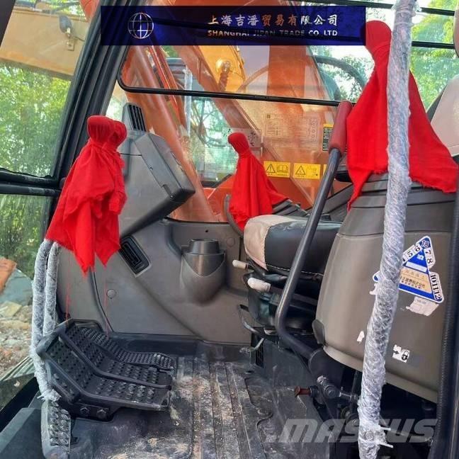 Hitachi ZX 135 Beltegraver