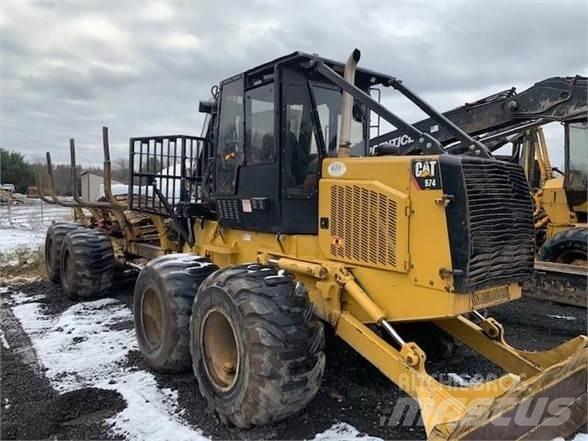 CAT 574 Lassbærere