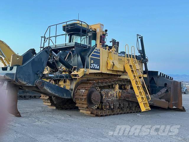 Komatsu D385 Dozere Beltegående
