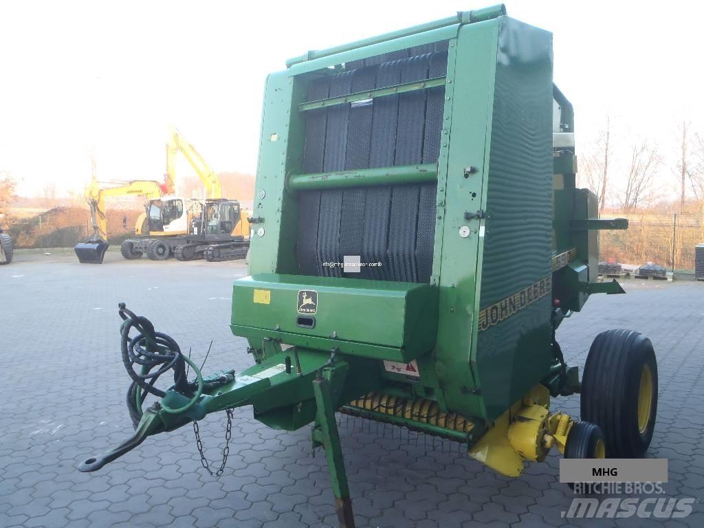 John Deere 590 Rundballepresser