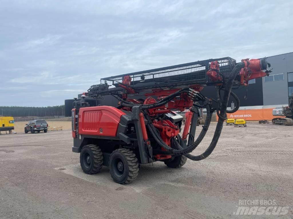 Sandvik DC300Ri Borerigger