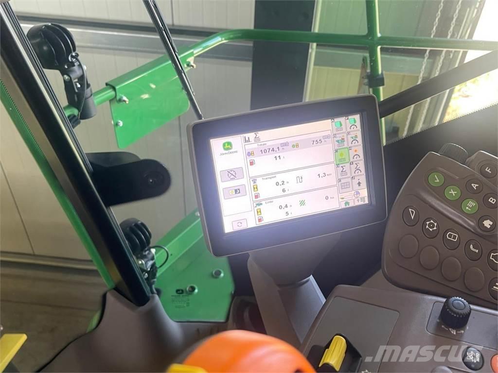 John Deere 8200i Selvdrevne fôrhøstere