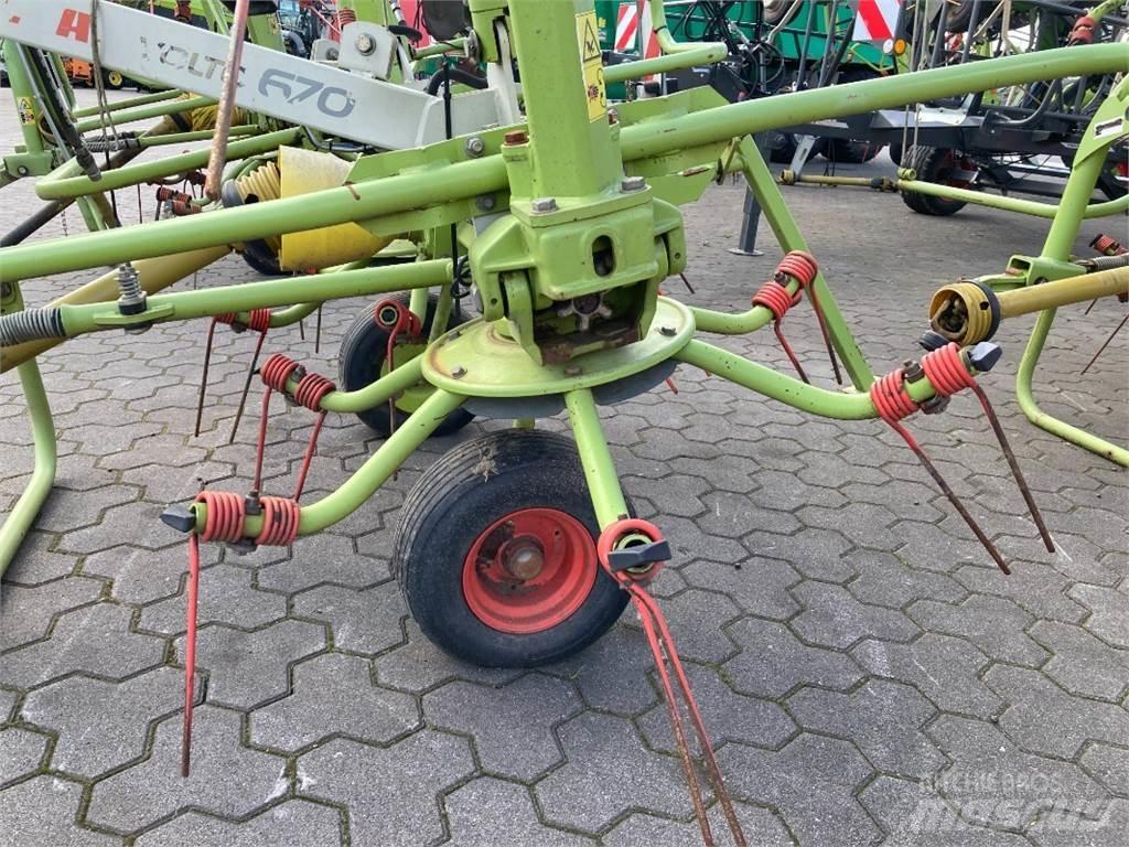 CLAAS Volto 670 Raker og høyvendere