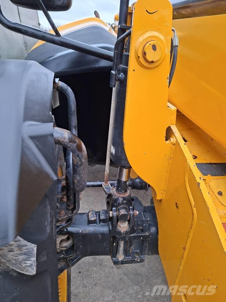 JCB 535-125 Teleskoplastere