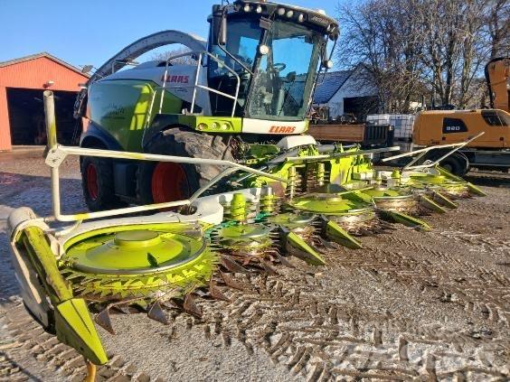 CLAAS Orbis 900 Selvdrevne fôrhøstere