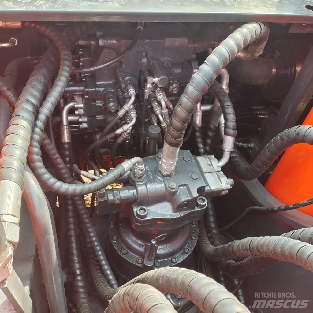 Doosan DX225LC-9C Beltegraver