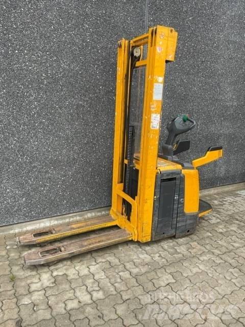 Jungheinrich ERC 216 Stablere