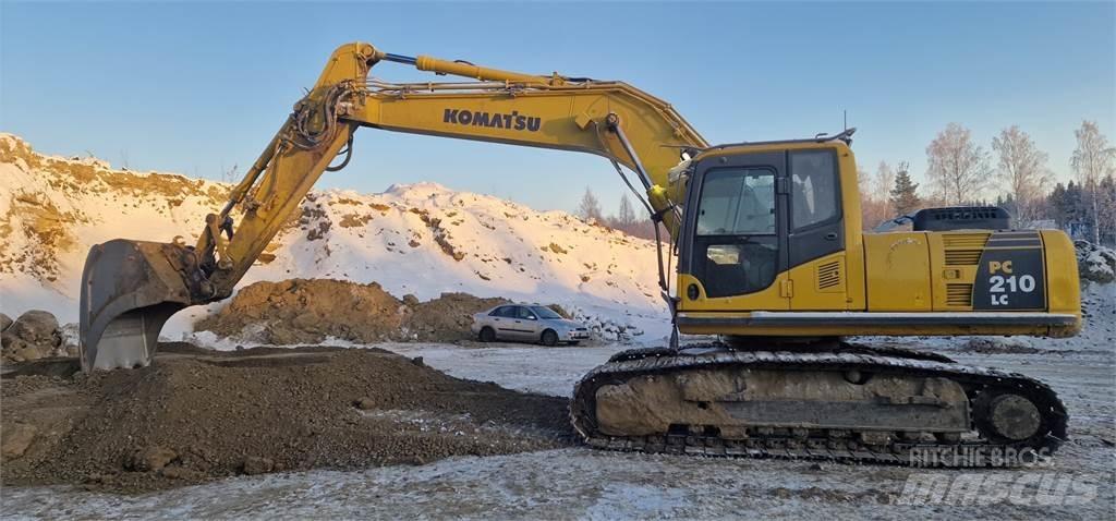 Komatsu PC210LC-8 Beltegraver