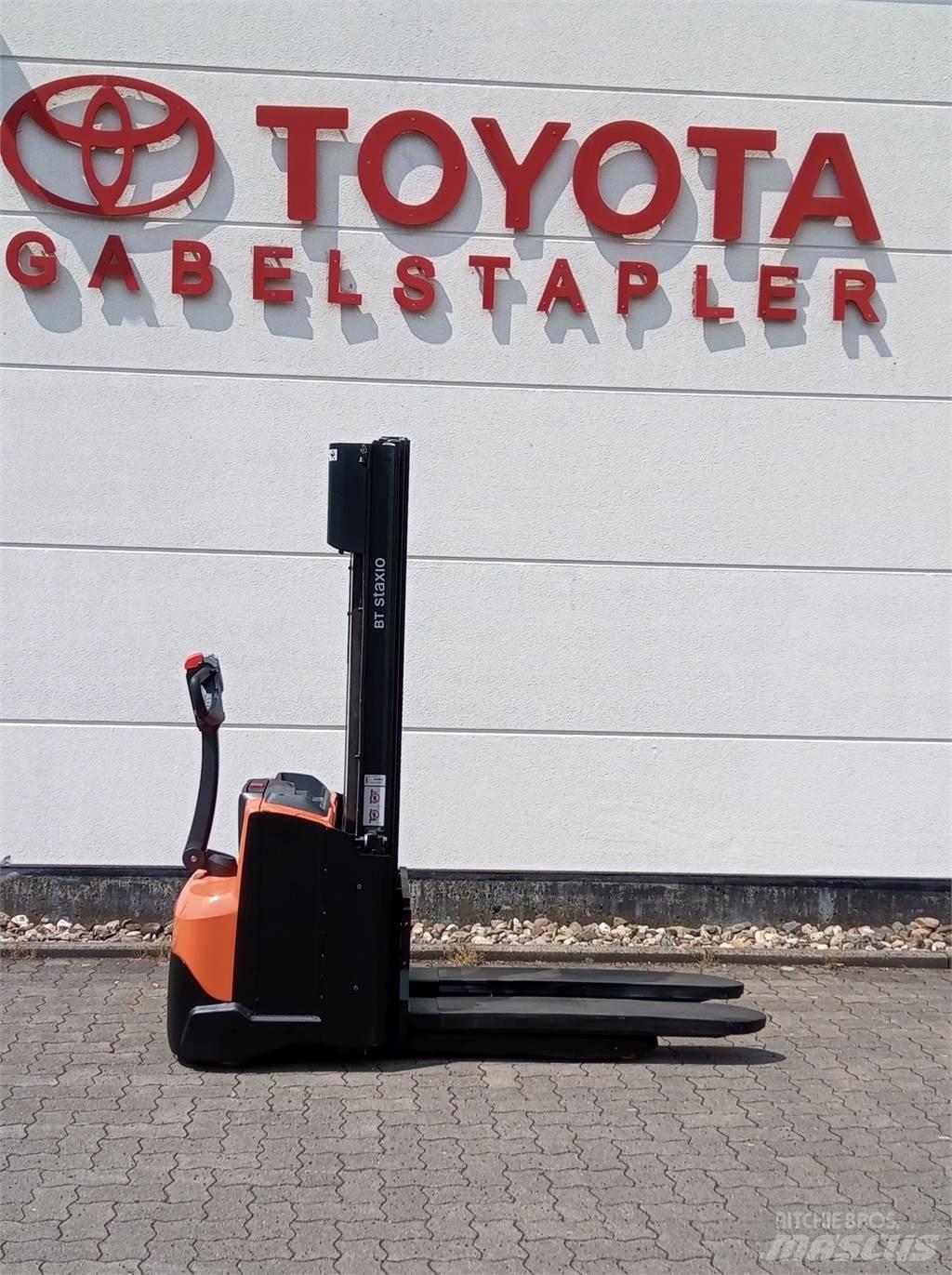 Toyota SWE120L Ledestablere
