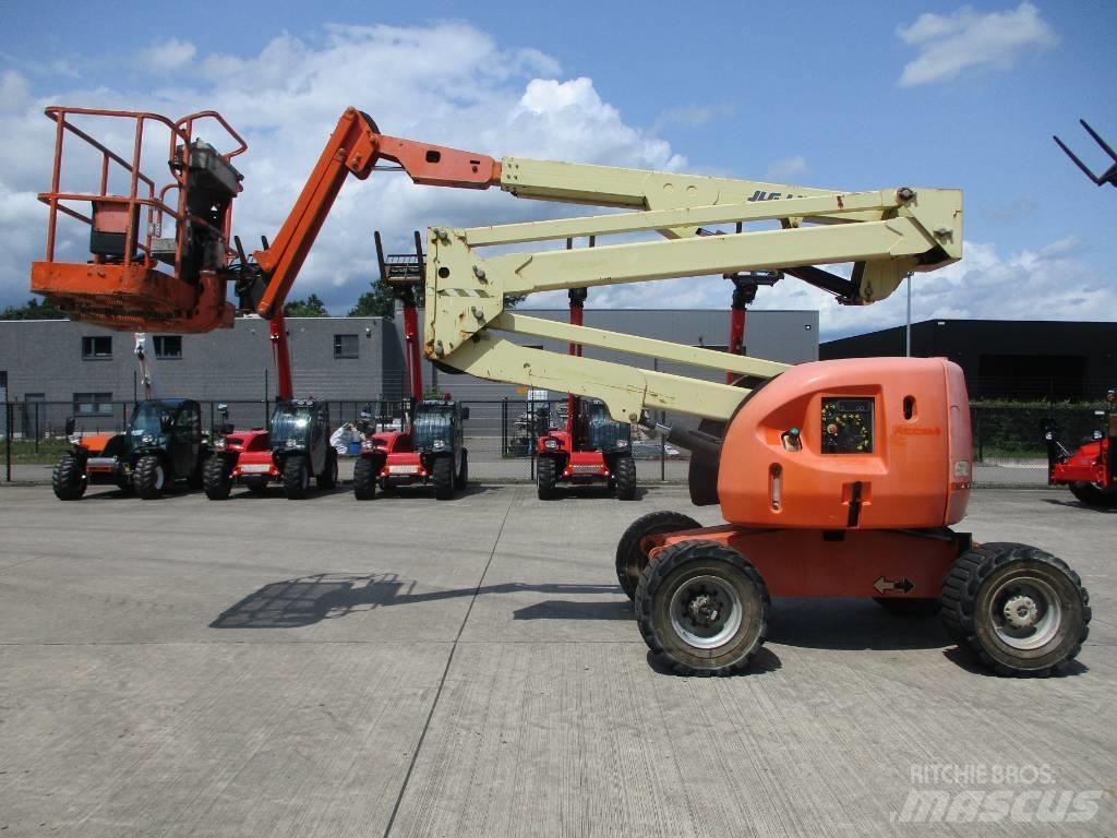 JLG 450 AJ (193) Selvgående bomlifter