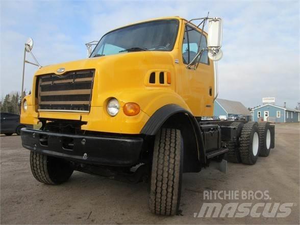 Sterling L7500 Chassis