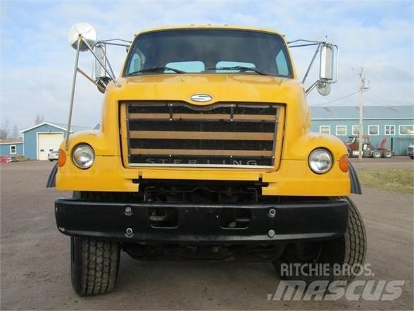 Sterling L7500 Chassis
