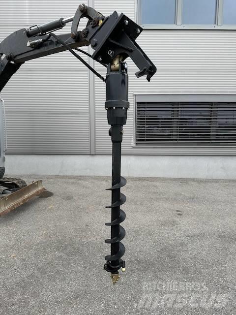  Capro EA2500 Bor