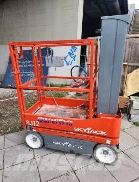 SkyJack SJ 12 Sakselifter