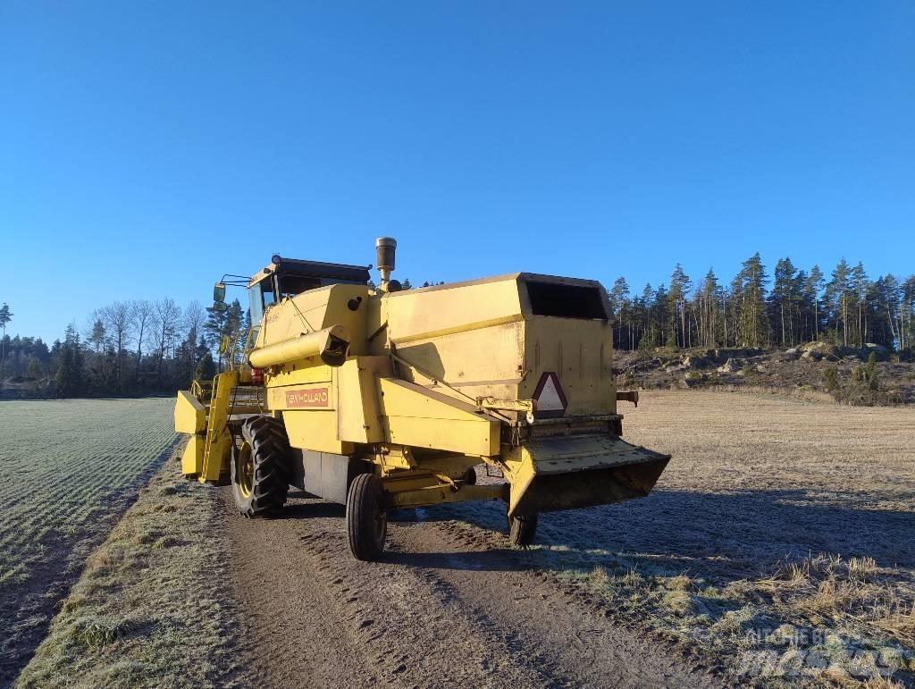 New Holland 8030 Skurtreskere
