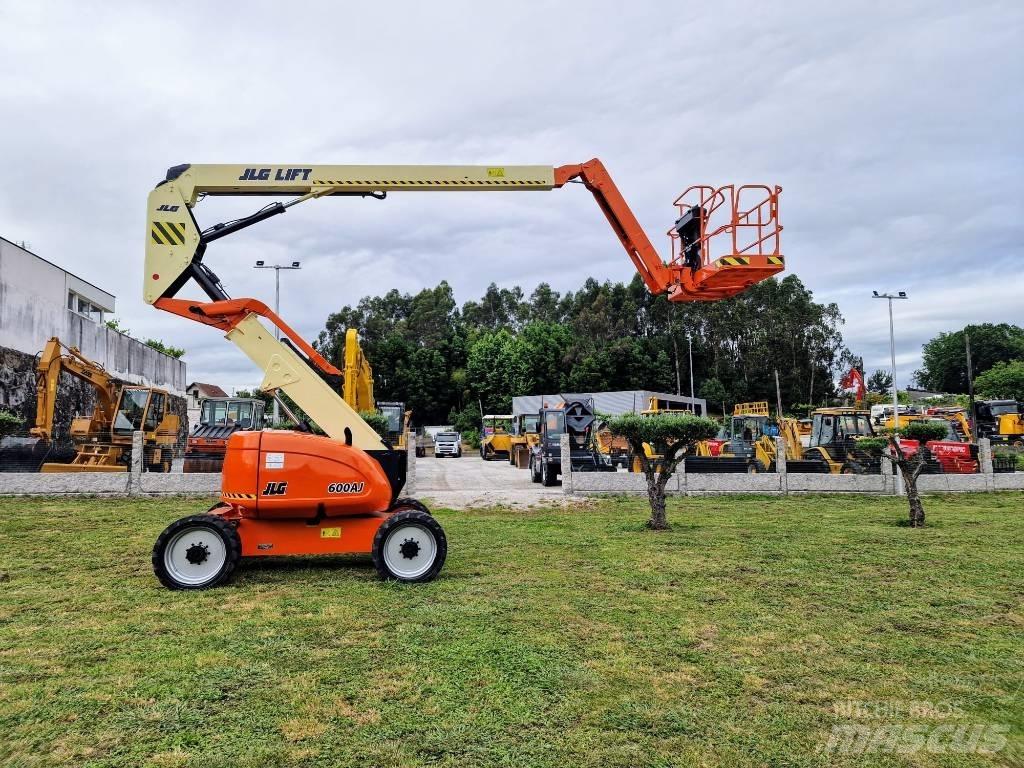 JLG 600 AJ Leddede bomlifter