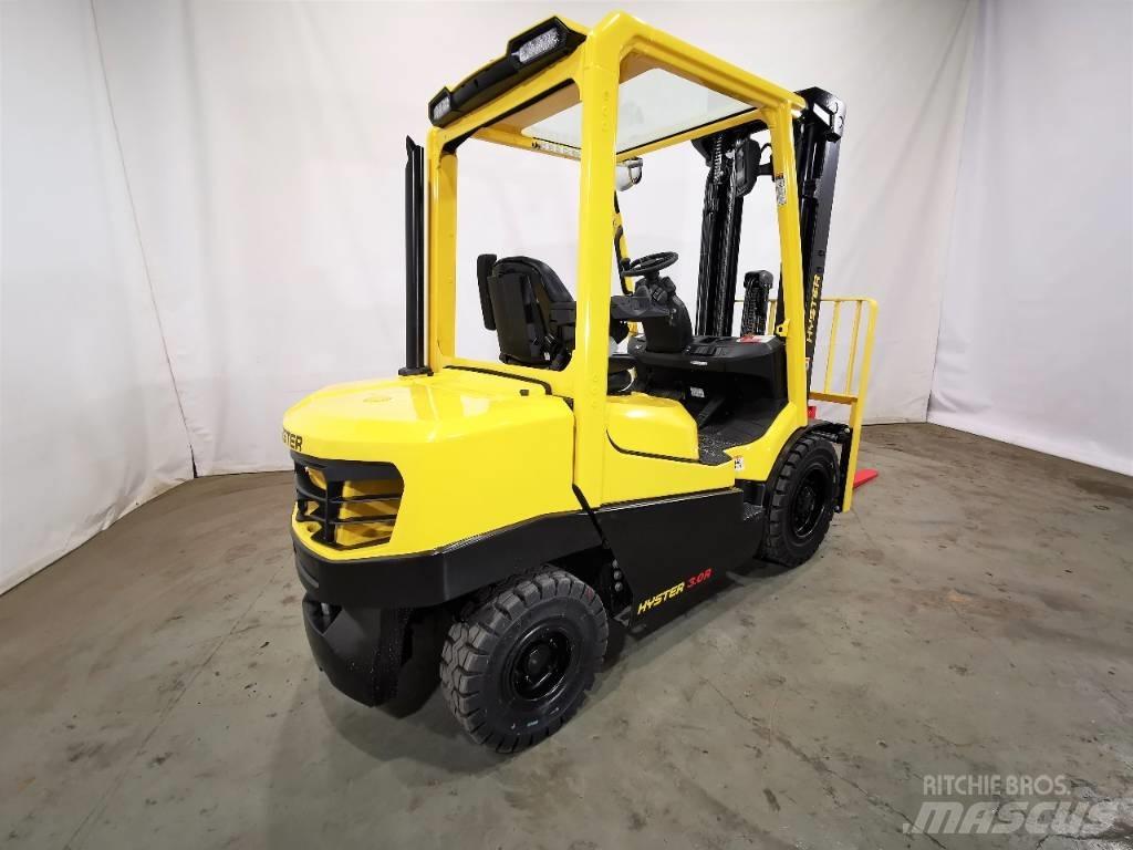 Hyster H3.0A Diesel Trucker