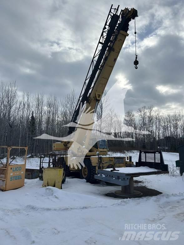 Grove RT740B Røff terreng kraner