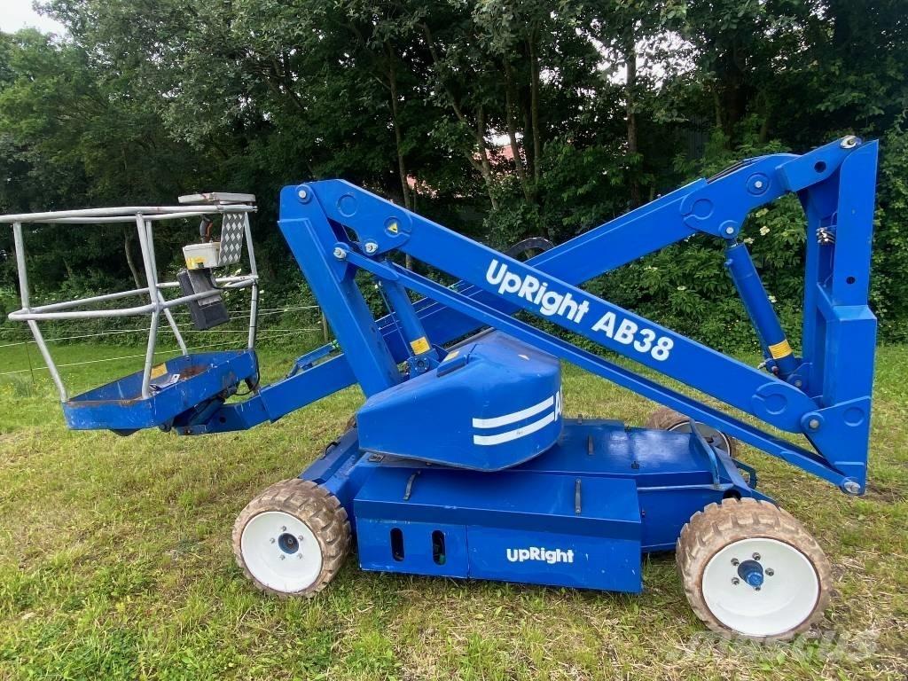 UpRight AB38N Leddede bomlifter