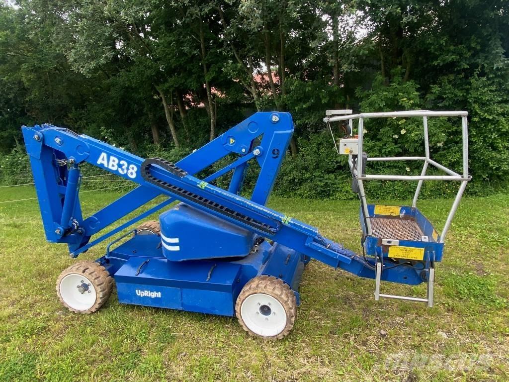 UpRight AB38N Leddede bomlifter