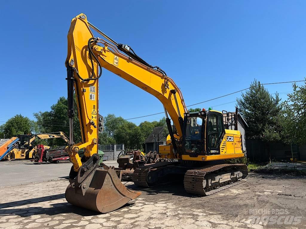 JCB 220X LC Beltegraver