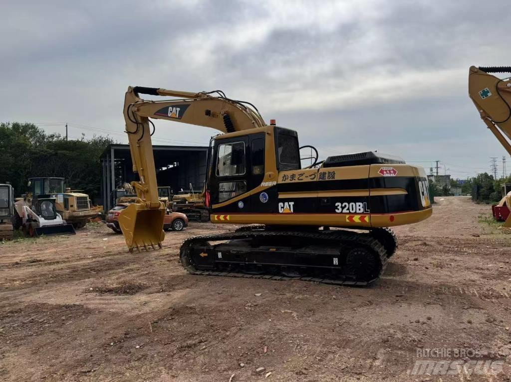 CAT 320 B L Beltegraver