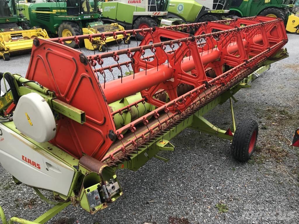 CLAAS Tucano 440 Skurtreskere