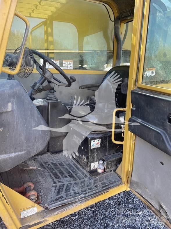 CAT TL1055 Teleskoplastere
