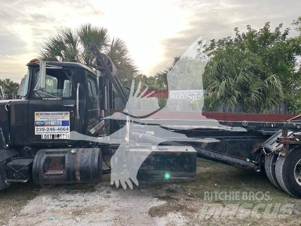 Mack RD688S Renovasjonsbil