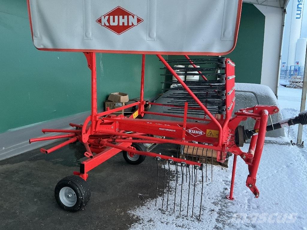 Kuhn 4121 GM Svanser