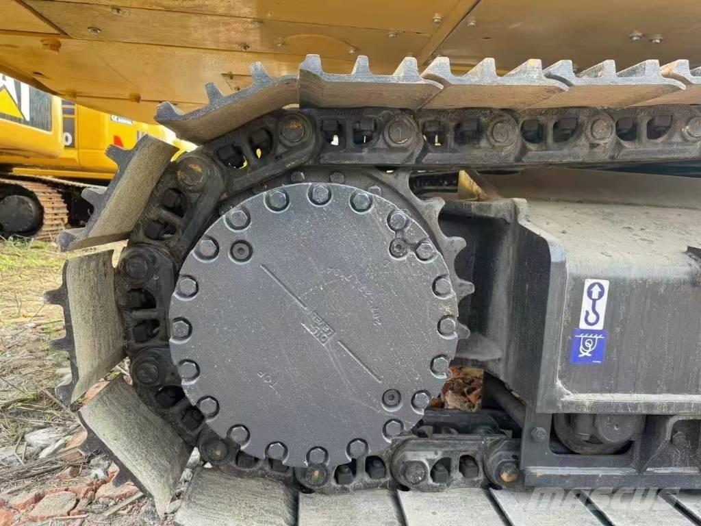 Komatsu 360-7 Beltegraver