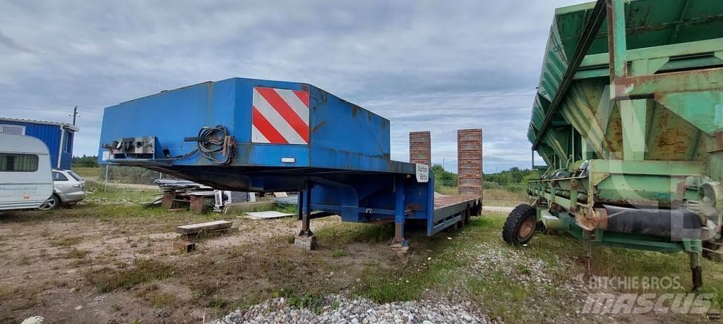 STOKOTA S3N Brønnhenger semi